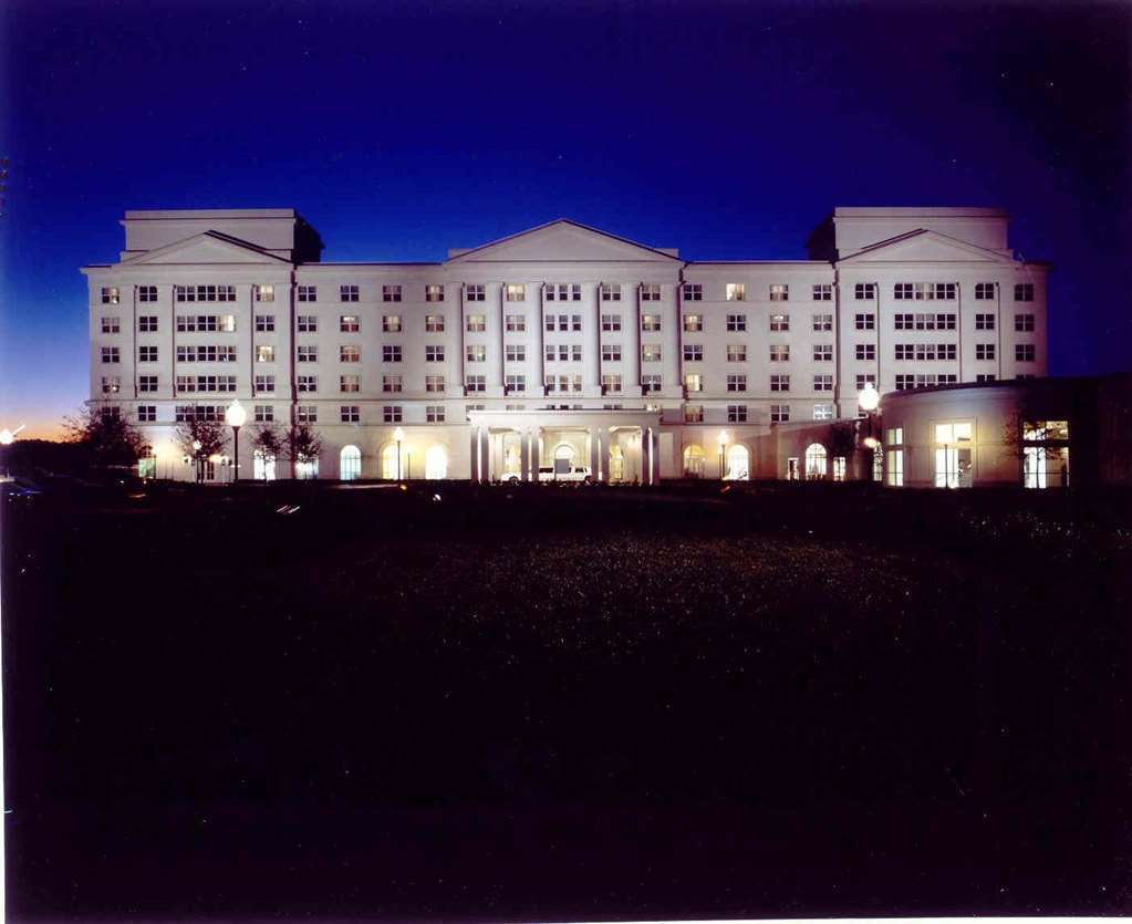 Hilton Atlanta/Marietta Hotel & Conference Center Exterior photo